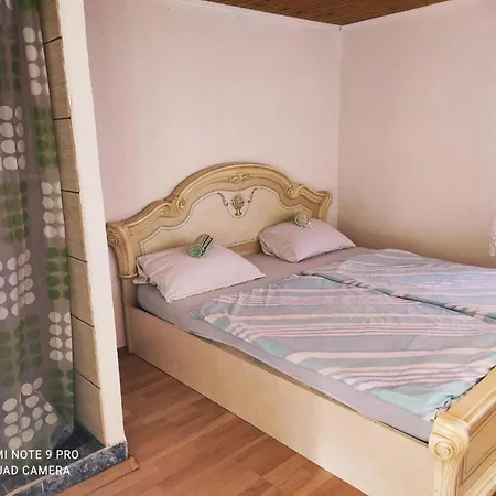 مكان تخييم Vikendica Autokamp Vinac *